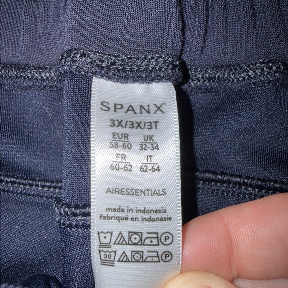 SPANX AirEssentials Tapered Pant – Classic Navy - Size: 3X - Picture 5 of 7